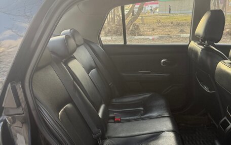 Nissan Tiida, 2010 год, 725 000 рублей, 3 фотография