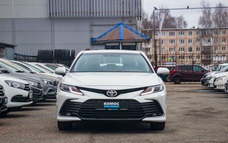 Toyota Camry, 2022 год, 3 499 000 рублей, 8 фотография