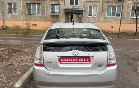 Toyota Prius, 2008 год, 680 000 рублей, 4 фотография