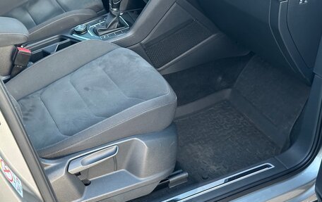 Volkswagen Tiguan II, 2018 год, 3 100 000 рублей, 15 фотография