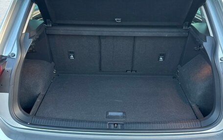 Volkswagen Tiguan II, 2018 год, 3 100 000 рублей, 26 фотография