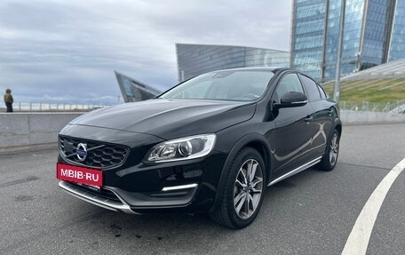 Volvo S60 Cross Country, 2015 год, 2 250 000 рублей, 9 фотография
