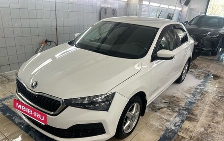 Skoda Rapid II, 2021 год, 1 390 000 рублей, 2 фотография