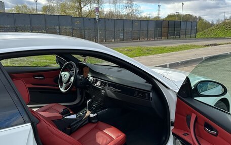 BMW 3 серия, 2009 год, 1 800 000 рублей, 16 фотография