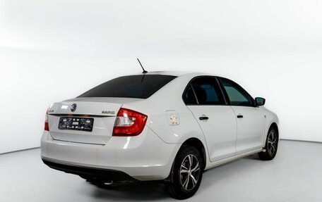 Skoda Rapid I, 2015 год, 1 100 000 рублей, 4 фотография