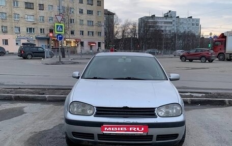 Volkswagen Golf IV, 2001 год, 210 000 рублей, 1 фотография