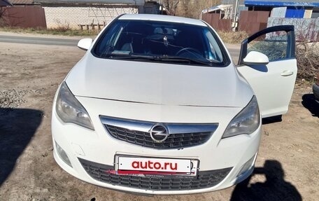 Opel Astra J, 2012 год, 690 000 рублей, 1 фотография