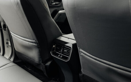 Toyota RAV4, 2026 год, 4 690 000 рублей, 31 фотография