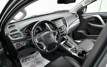 Mitsubishi Pajero Sport III рестайлинг, 2019 год, 2 205 000 рублей, 5 фотография