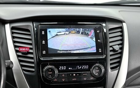 Mitsubishi Pajero Sport III рестайлинг, 2019 год, 2 205 000 рублей, 12 фотография