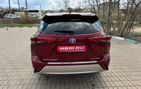 Toyota Highlander, 2020 год, 4 750 000 рублей, 4 фотография