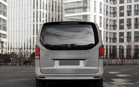 Mercedes-Benz V-Класс, 2026 год, 8 840 000 рублей, 4 фотография