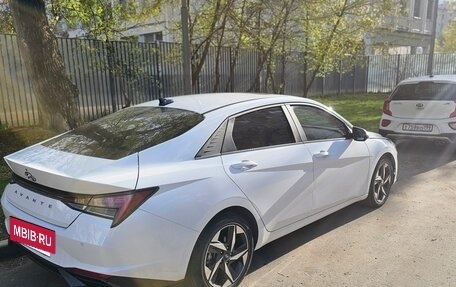 Hyundai Avante, 2021 год, 2 300 000 рублей, 3 фотография