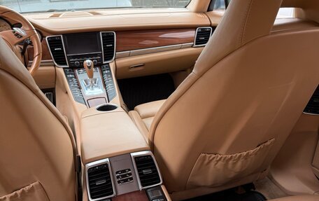 Porsche Panamera II рестайлинг, 2010 год, 3 100 000 рублей, 18 фотография