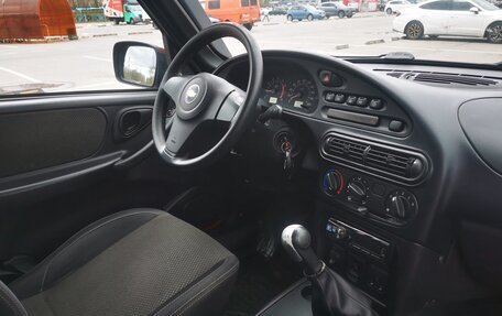 Chevrolet Niva I рестайлинг, 2017 год, 780 000 рублей, 10 фотография