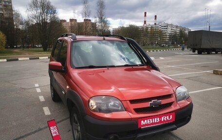 Chevrolet Niva I рестайлинг, 2017 год, 780 000 рублей, 11 фотография