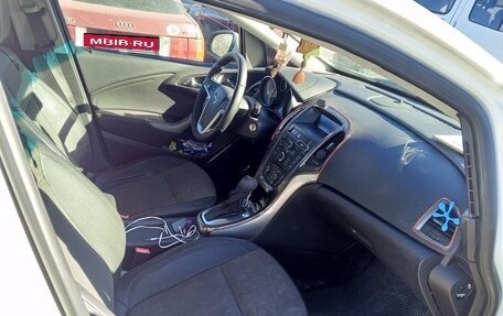 Opel Astra J, 2012 год, 690 000 рублей, 7 фотография