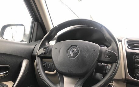 Renault Logan II, 2017 год, 925 000 рублей, 17 фотография