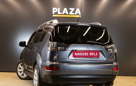 Mitsubishi Outlander III рестайлинг 3, 2010 год, 1 099 000 рублей, 3 фотография
