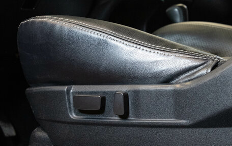 Mitsubishi Outlander III рестайлинг 3, 2010 год, 1 099 000 рублей, 23 фотография