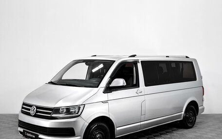 Volkswagen Caravelle T6 рестайлинг, 2016 год, 2 615 000 рублей, 1 фотография