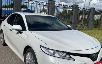 Toyota Camry, 2018 год, 3 200 000 рублей, 1 фотография