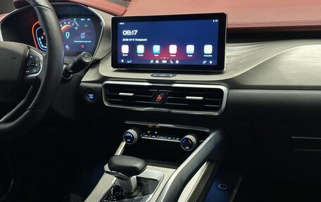 Geely Coolray I, 2023 год, 1 950 000 рублей, 13 фотография