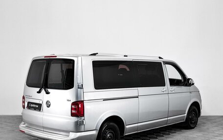 Volkswagen Caravelle T6 рестайлинг, 2016 год, 2 615 000 рублей, 2 фотография