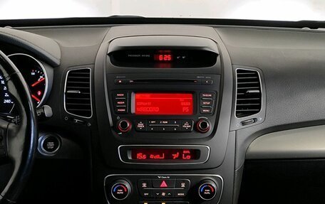 KIA Sorento II рестайлинг, 2015 год, 1 989 000 рублей, 9 фотография