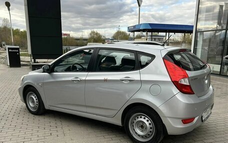 Hyundai Solaris II рестайлинг, 2013 год, 935 000 рублей, 3 фотография