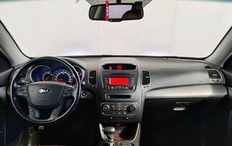 KIA Sorento II рестайлинг, 2015 год, 1 989 000 рублей, 8 фотография