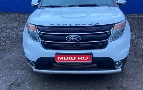 Ford Explorer VI, 2013 год, 1 850 000 рублей, 2 фотография