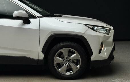 Toyota RAV4, 2022 год, 3 450 000 рублей, 7 фотография