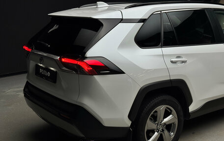 Toyota RAV4, 2022 год, 3 450 000 рублей, 9 фотография