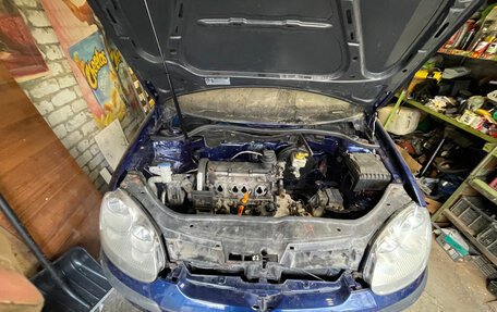 Volkswagen Golf V, 2006 год, 306 000 рублей, 3 фотография