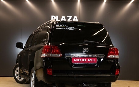 Toyota Land Cruiser 200, 2011 год, 2 899 000 рублей, 3 фотография