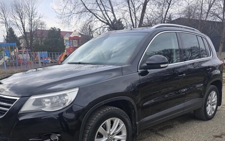 Volkswagen Tiguan I, 2010 год, 988 000 рублей, 1 фотография