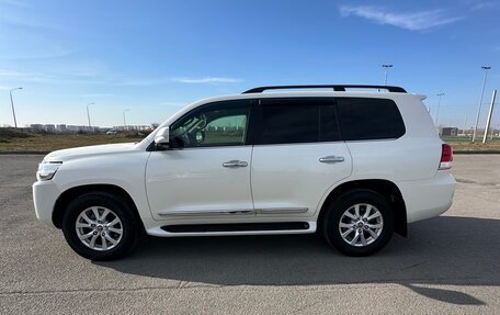 Toyota Land Cruiser 200, 2018 год, 7 050 000 рублей, 5 фотография