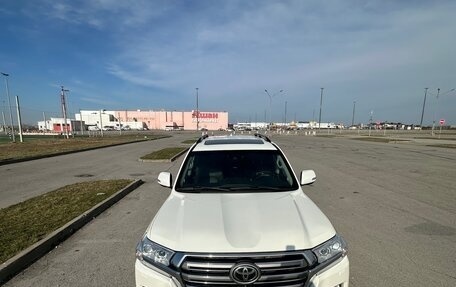 Toyota Land Cruiser 200, 2018 год, 7 050 000 рублей, 11 фотография