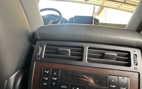 Toyota Land Cruiser 200, 2018 год, 7 050 000 рублей, 13 фотография