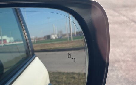 Toyota Land Cruiser 200, 2018 год, 7 050 000 рублей, 20 фотография