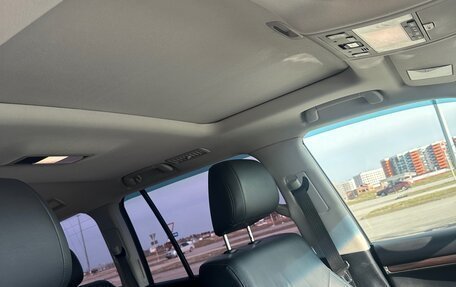 Toyota Land Cruiser 200, 2018 год, 7 050 000 рублей, 18 фотография