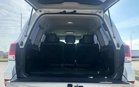 Toyota Land Cruiser 200, 2018 год, 7 050 000 рублей, 25 фотография