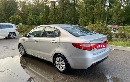 KIA Rio III рестайлинг, 2013 год, 1 050 000 рублей, 4 фотография