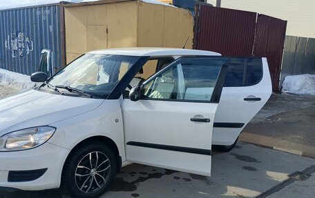 Skoda Fabia II, 2012 год, 600 000 рублей, 6 фотография