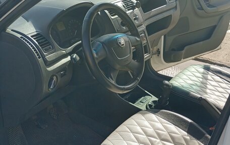 Skoda Fabia II, 2012 год, 600 000 рублей, 11 фотография