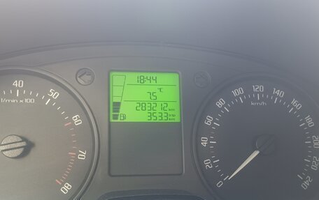 Skoda Fabia II, 2012 год, 600 000 рублей, 15 фотография