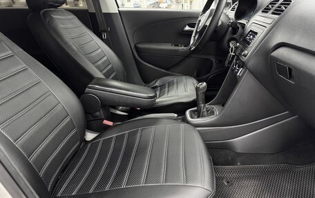 Volkswagen Polo VI (EU Market), 2011 год, 690 000 рублей, 17 фотография