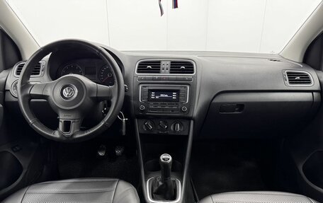 Volkswagen Polo VI (EU Market), 2011 год, 690 000 рублей, 15 фотография