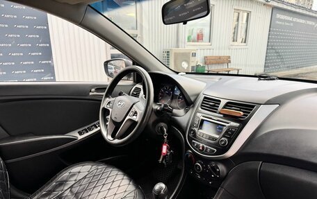 Hyundai Solaris II рестайлинг, 2015 год, 879 000 рублей, 10 фотография